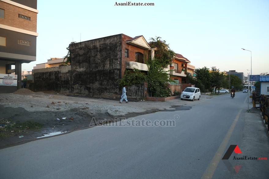  Street View 869 sq feet 3.9 Marlas flat apartment for sale Islamabad sector E 11 