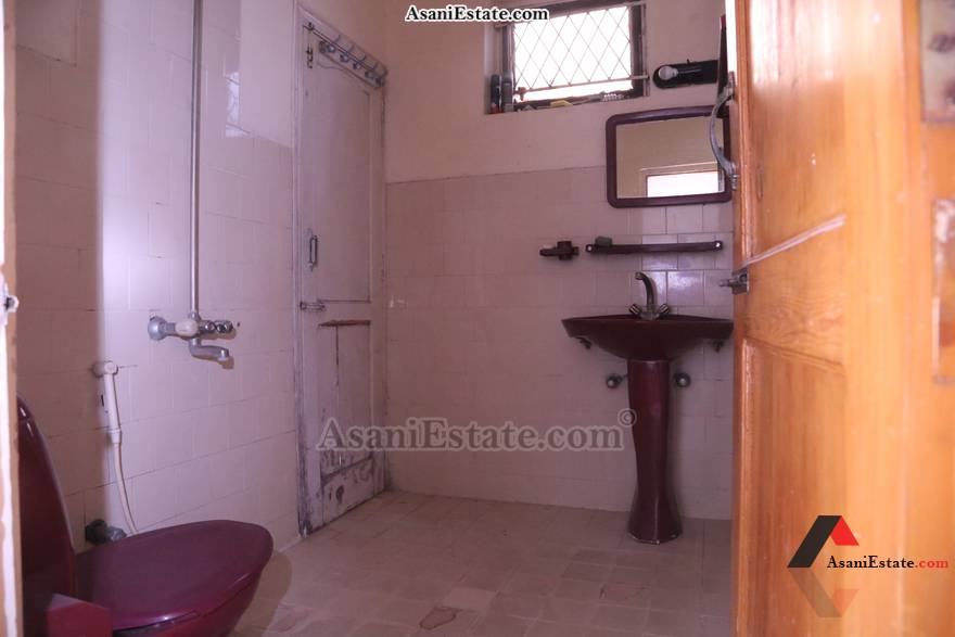  Bathroom 20x14 feet flat apartment for rent Islamabad sector F 11 