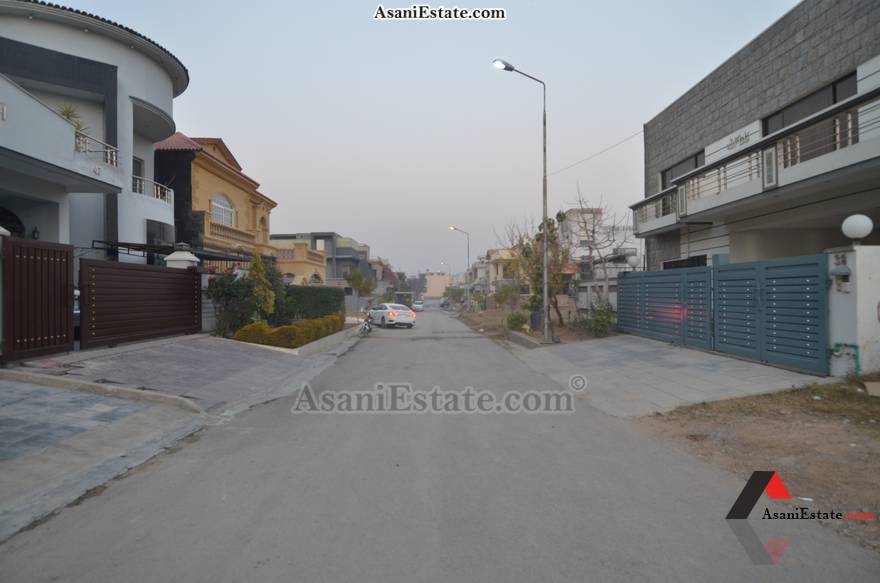  Street View 42x85 feet 16 Marla house for sale Islamabad sector E 11 