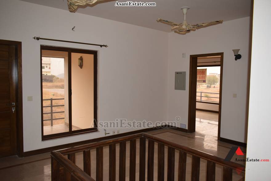 First Floor Livng/Dining Rm 30x60 8 Marla house for sale Islamabad sector D 12 